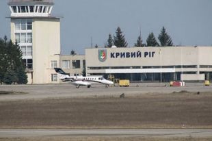 Директора аэропорта «Кривой Рог» подозревают в растрате бюджетных средств