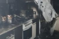  Пожар возник на кухне там, где находился холодильник. 