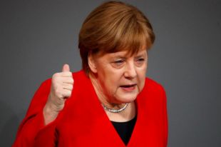 Меркель выступила против блокировки аккаунтов Трампа в соцсетях