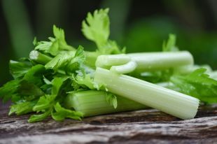 Пять продуктов, которые можно есть на ночь без вреда для фигуры