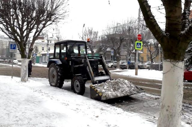 Городские службы Рязани готовятся к снегопадам