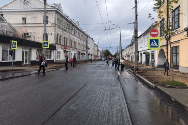 В центре Рыбинска из-за утечки воды перекроют участок дороги