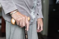 Тюменцам рассказали о признаках нелегальных пансионатов для пожилых