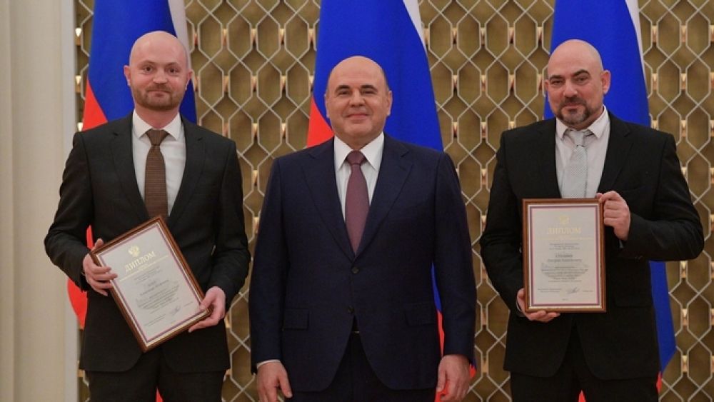 Со спецкорами издательского дома «Комсомольская правда» Александром Коцем и Дмитрием Стешиным.