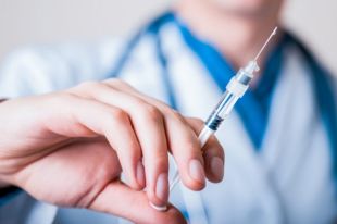 В Латвии украинцы смогут бесплатно вакцинироваться от COVID-19