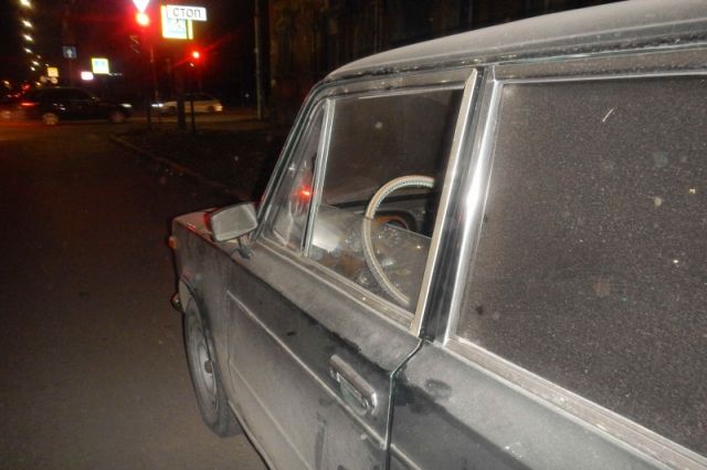 Житель Энгельса угнал легковушку в Ленинском районе Саратова