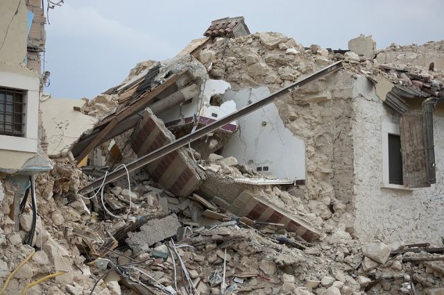 Количество погибших из-за землетрясения в Индонезии выросло на 22 человека