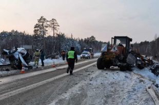 В Уватском районе в ДТП с грузовиком погиб автомобилист