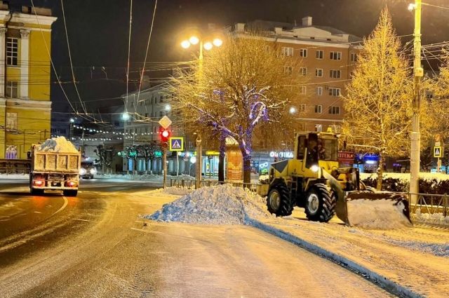 За выходные с улиц Рязани вывезли 10 тыс. кубометров снега