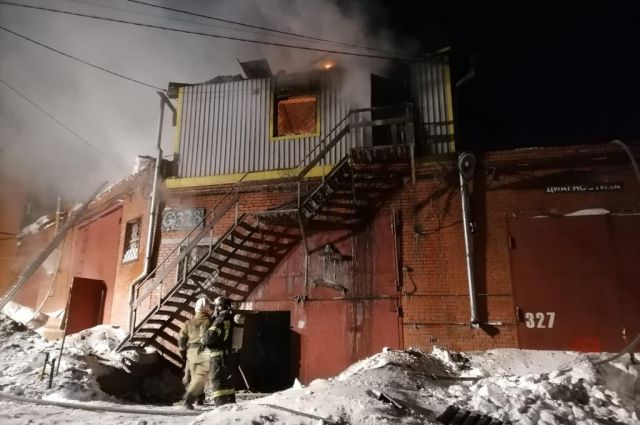 По пожару в Новосибирске с гибелью четверых человек задержан подозреваемый