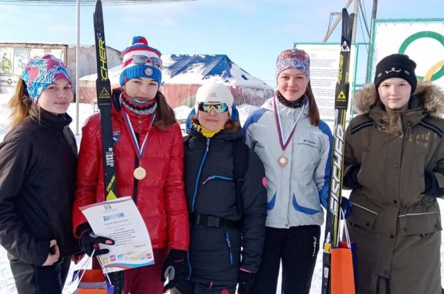 «Ростелеком» в Омске поддержал соревнования по лыжным гонкам