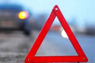 Возле Яворовского полигона перевернулся военный грузовик: есть пострадавшие