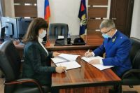 Анжелика Линькова и Руслан Медведев заключили соглашение о взаимодействии.  