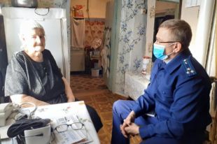 Труженица тыла в Сакмарском районе живет в аварийном доме.