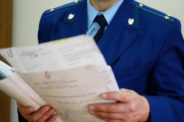 В Саратове из прокуратуры уволили подозреваемого во взятках Пригарова