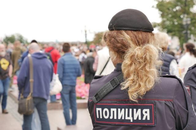Псковичам напомнили о наказании за участие в несанкционированных акциях