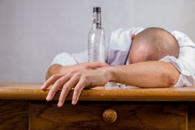 Предложение превышает спрос. Что мешает борьбе с алкоголизмом в Рязани?