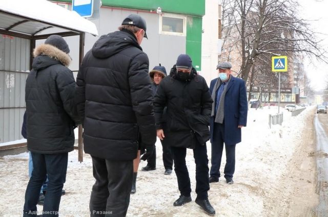 Бурмистров проверил дворы, на которые жаловались жители Дашково-Песочни
