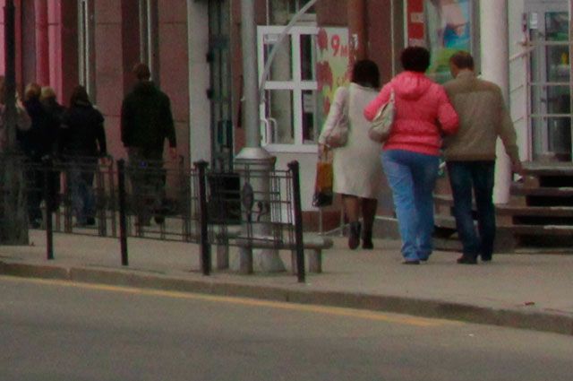 Пешеходных ограждений на Октябрьском проспекте в Пскове станет меньше