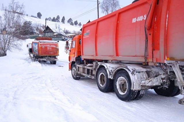 Завалило снегом. Случился ли в Усть-Катаве «мусорный коллапс»?