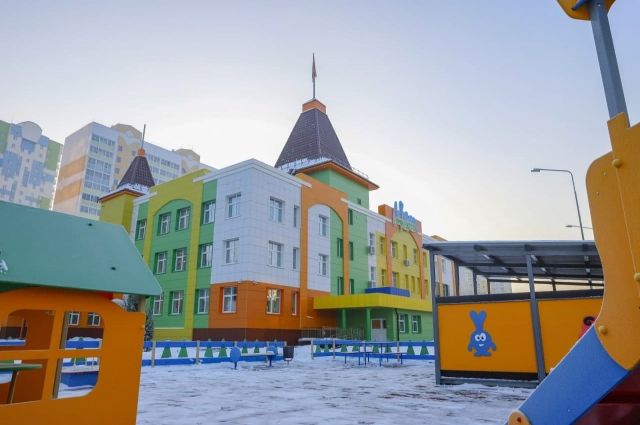 Штукатурка в детском саду в Кемерово-Сити обрушилась 4 декабря 2020 года.
