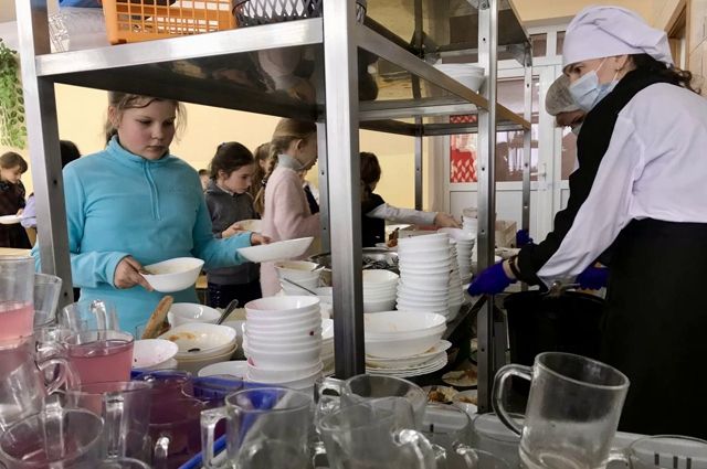 Генпрокурор распорядился проверить качество питания в детсадах и школах