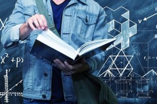 Из-за пандемии методы преподавания сильно изменились.