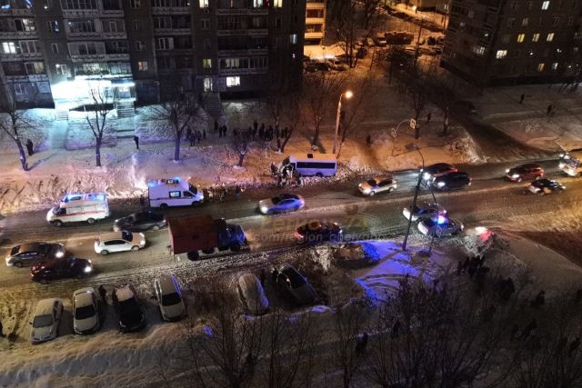 Микроавтобус сбил пешеходов на Северо-западе Челябинска