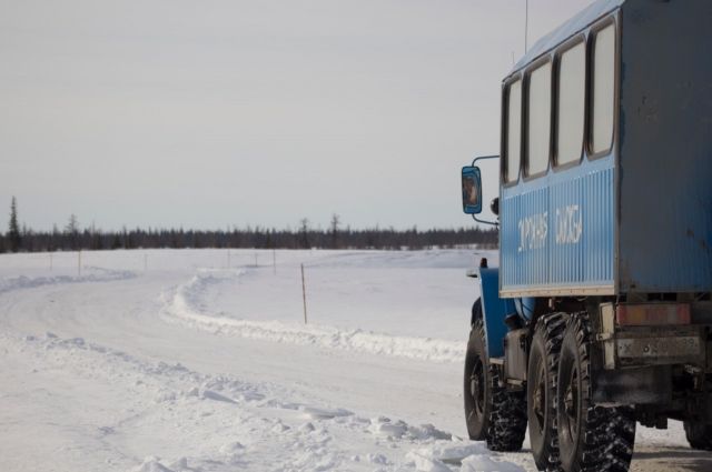 Открыли и движение автотранспорта со стороны Ямало-Ненецкого автономного округа по автомобильной дороге «Лабытнанги-Мужи-Азовы-Теги»