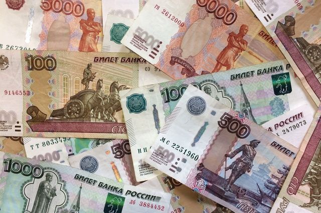 Житель Прикамья сфотографировал чужую карту и похитил с неё 25 тысяч рублей