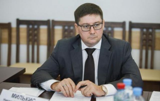 Милькис возглавил департамент и вошел в состав регионального правительства в августе 2018 года