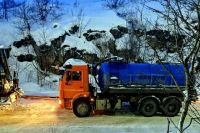 25 января вечером отходы вновь привезли в Снежногорск, но сливать не стали.