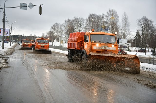 70 единиц техники не хватает для уборки улиц Ярославля
