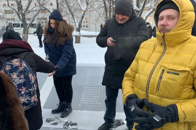 В Челябинске подадут в суд на участников митинга за пляски на памятнике
