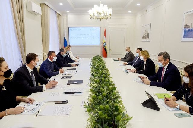 В Курской области обсудили сотрудничество региона со Сбербанком