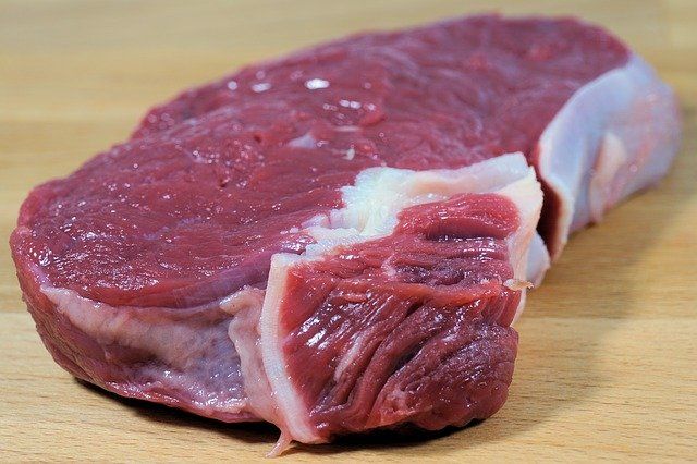 В Казани научат создавать мясо в лаборатории