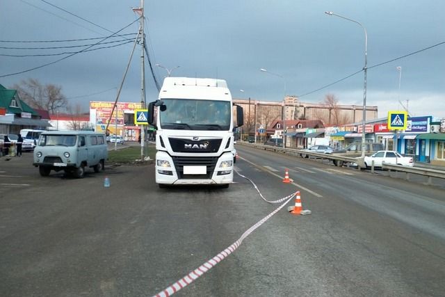 Ставропольчанка погибла под колёсами грузовика под управлением лихача