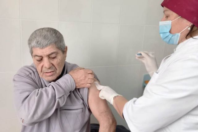 В Дербентском районе первыми от ковид вакцинированы жители села Н. Джалган