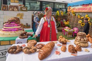 Каравай — на любой вкус. Россия стала одним из самых хлебных мест на планете.