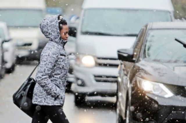Налипание снега на провода прогнозируется в Псковской области