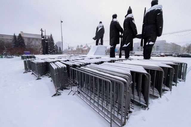 Полиция Новосибирска напомнила о наказании за участие в нелегальных акциях