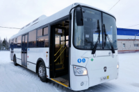 В Тазовском районе отремонтировали «холодный» автобус 