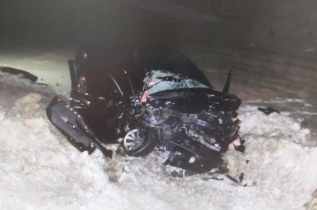 В больнице скончались пассажиры Hyundai Solaris после ДТП под Саратовом
