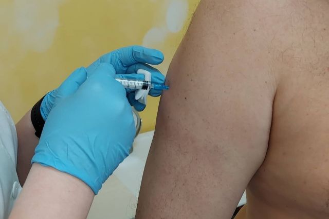 Без осложнений. В Хабаровском крае вакцинация набирает обороты