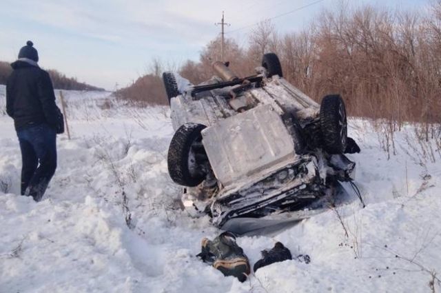 В Кинель-Черкасском районе покалечилась пассажирка перевернувшегося Hyundai