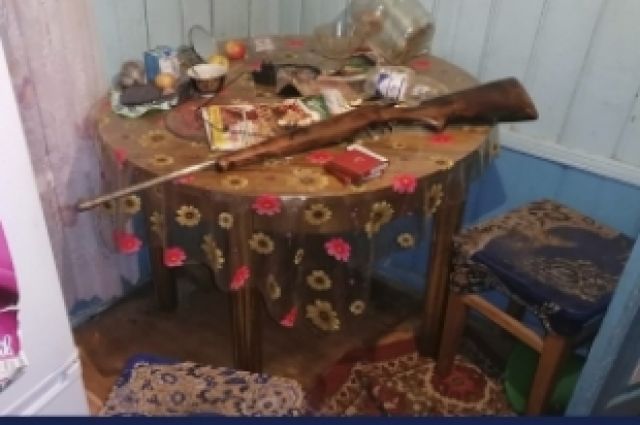 В селе под Ульяновском женщина расстреляла собутыльника из дедова ружья