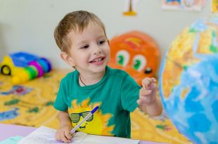 Новогоднюю выплату на детей можно получить в феврале.