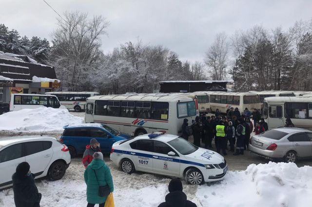 В Бийске водители автобусов устроили забастовку
