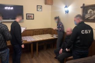 В Волновахе на взятке задержали директора коммунального предприятия