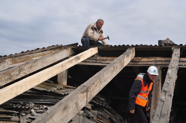 Крыши в Петербурге ремонтируют по новым технологиям